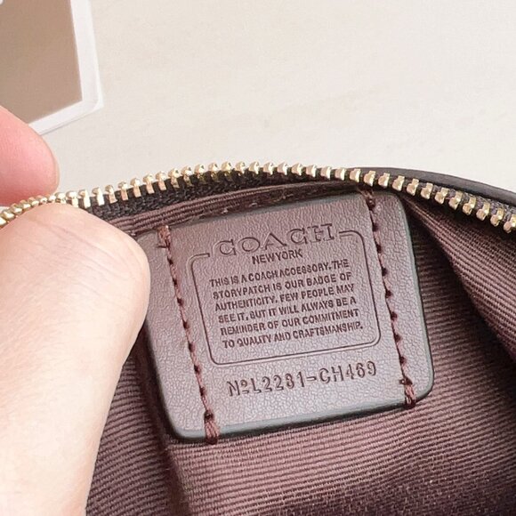 Coach women's Rowan PVC New Boston Bucket Mini Tote. - Picture 9 of 9